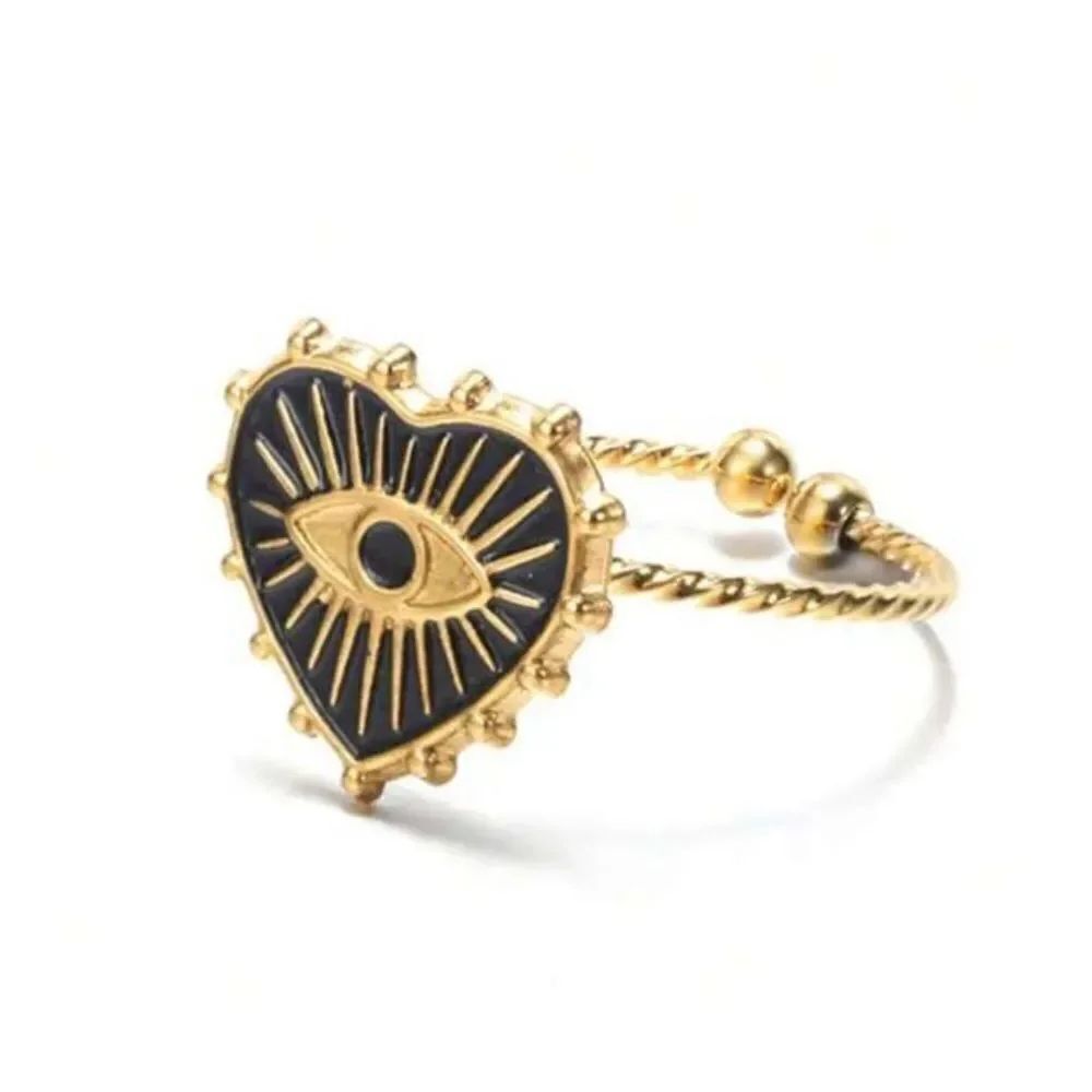 Evil Eye Ring Q371